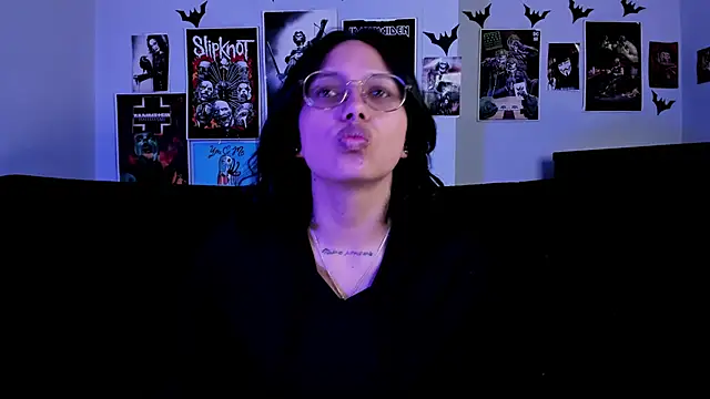 lilith-deveraux online show from June 2026 05:06:01 PM