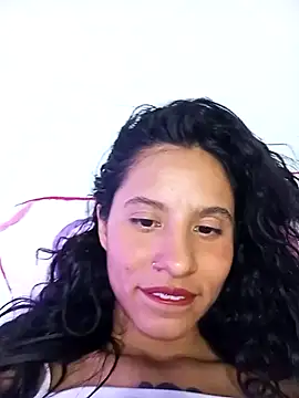 Snapshot of Karii-R chatting on December 2024 07:16:01 AM Karii-R online show from December 2024 07:16:01 AM