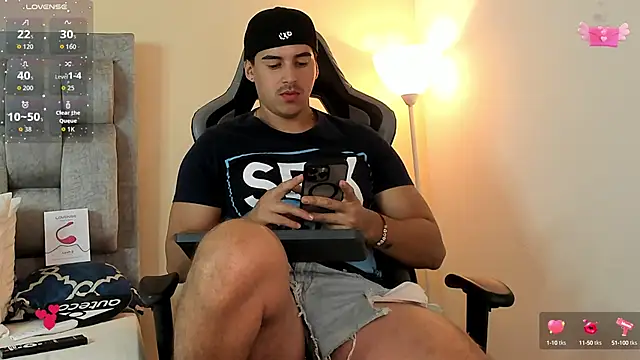 victor vixen online show from September 2025 11:32:02 PM