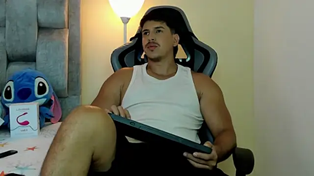 victor vixen online show from June 2026 07:25:01 PM