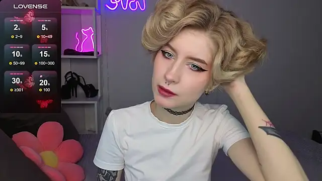 Angel Jules online show from October 2025 01:04:02 AM