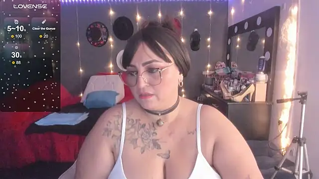 Snapshot of Ivonnee__ chatting on March 2025 03:24:01 AM Ivonnee   online show from March 2025 03:24:01 AM