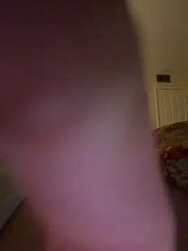 Snapshot of Sendyslamz chatting on November 2025 06:13:01 AM Sendyslamz online show from November 2025 06:13:01 AM