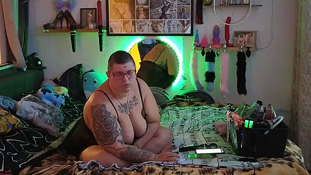 SunshineLexi online show from October 2025 05:04:01 AM