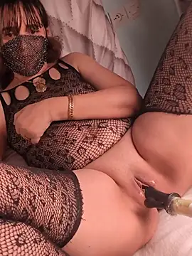 Lina lolo online show from February 2026 07:48:01 PM