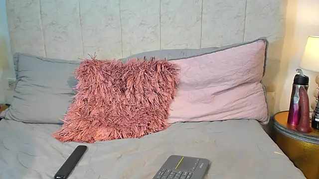  maria foxx  online show from March 2026 06:01:01 PM