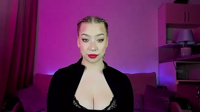 Snapshot of Annabelle_Art chatting on February 2025 04:55:01 PM Annabelle Art online show from February 2025 04:55:01 PM
