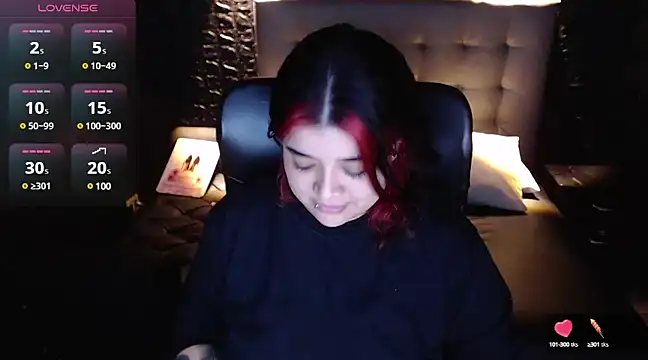 Snapshot of _ValeryStone_ chatting on December 2024 01:34:01 AM ValeryStone online show from December 2024 01:34:01 AM