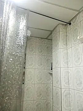 Milkdulce1 online show from March 2026 01:25:01 PM