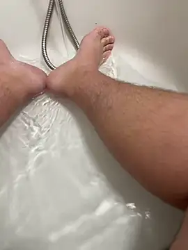 Hugo76578 online show from October 2025 09:57:02 PM