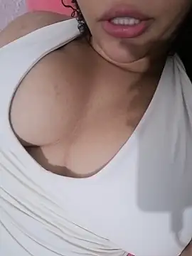 Estelaninf online show from January 2026 06:05:02 AM