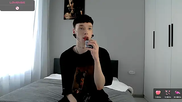 Dasha M online show from March 2025 11:03:01 AM