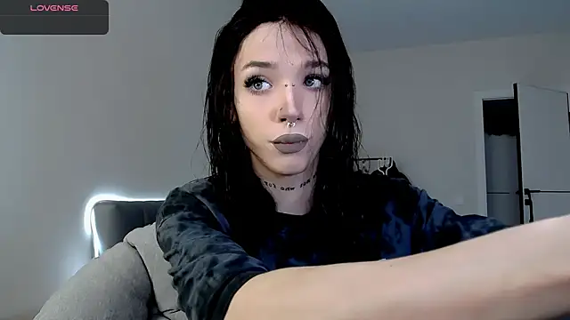 Dasha M online show from October 2025 09:32:02 AM