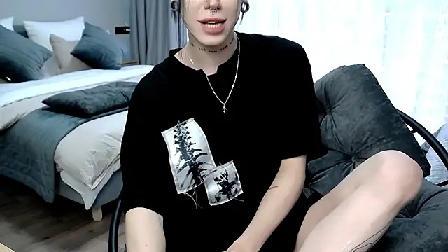 Dasha M online show from February 2026 01:18:01 PM