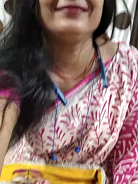 yoursweety09 online show from April 2026 12:02:01 AM