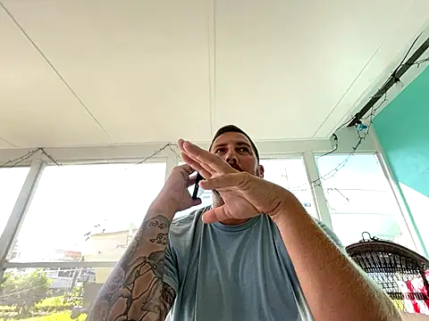 Snapshot of lancehungsandbaby chatting on September 2025 02:00:02 PM lancehungsandbaby online show from September 2025 02:00:02 PM