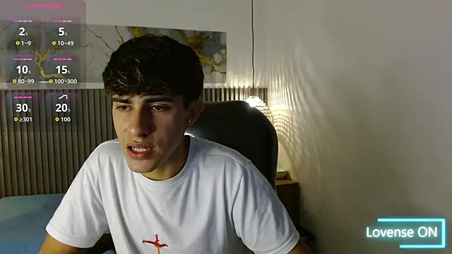 Dyla n18 online show from November 2025 08:41:01 PM