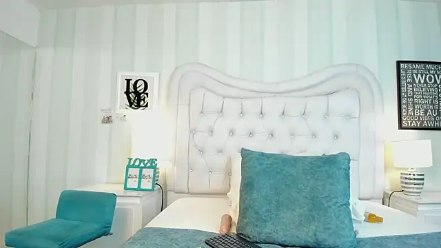 MonserratPeters online show from January 2025 11:02:02 PM