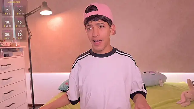 teobowny  online show from April 2026 03:35:02 PM