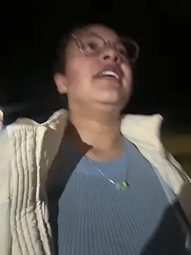 Liulee online show from March 2026 01:07:02 AM