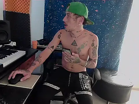 patrik tattoo  online show from January 2025 05:56:01 PM