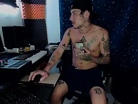patrik tattoo  online show from February 2025 04:03:02 AM