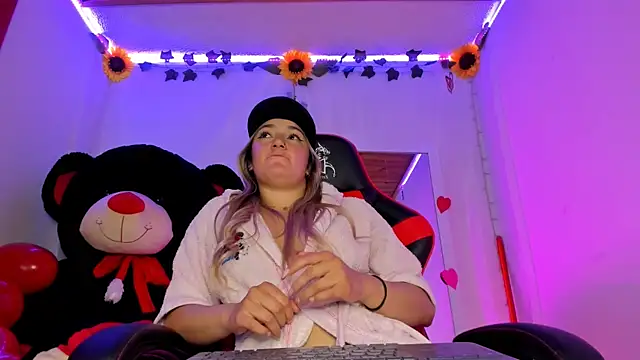 Keyth clement online show from February 2025 08:14:02 PM