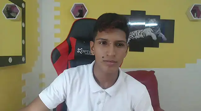 mau elixxx online show from January 2025 04:07:01 AM