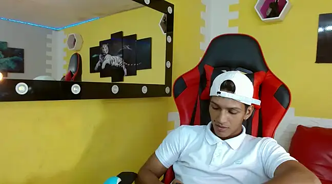 mau elixxx online show from January 2025 03:23:02 AM