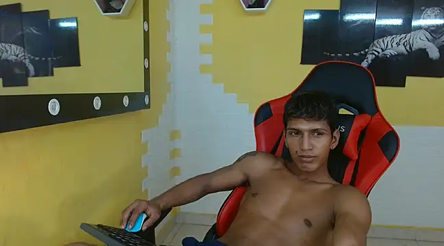 mau elixxx online show from January 2025 09:39:01 AM