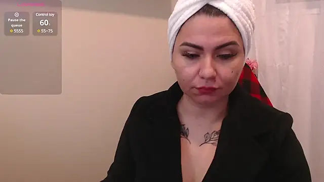 Snapshot of Genesisgems11_ chatting on January 2025 03:42:01 AM Genesisgems11  online show from January 2025 03:42:01 AM