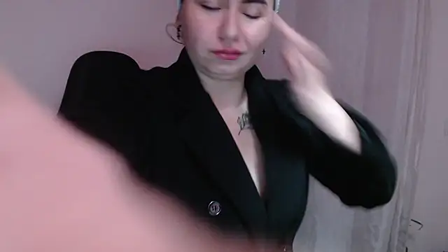 Snapshot of Genesisgems11_ chatting on February 2025 05:45:01 AM Genesisgems11  online show from February 2025 05:45:01 AM