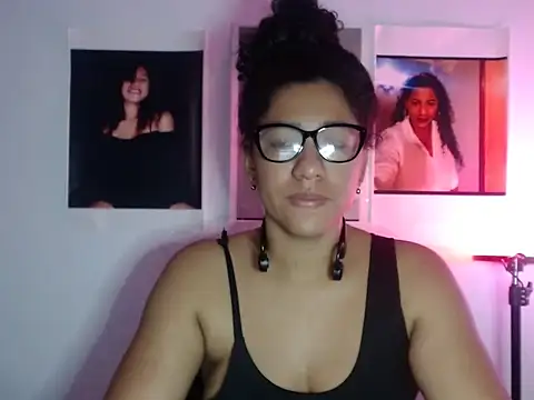 bellacrespalatina online show from October 2025 09:03:02 PM