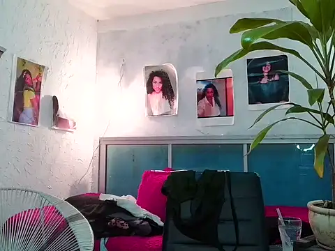 bellacrespalatina online show from March 2026 04:23:01 PM