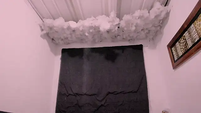 Lauu G online show from November 2025 10:16:01 AM