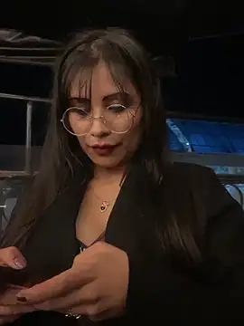 Jade Zephyra online show from March 2026 11:56:02 PM