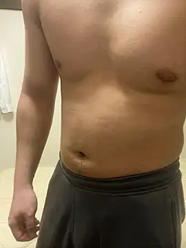 YU-KI00 online show from February 2026 11:48:02 AM