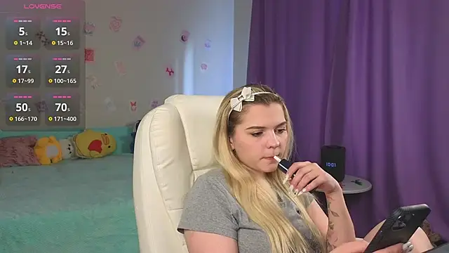 Kate Legend online show from April 2026 03:02:01 AM