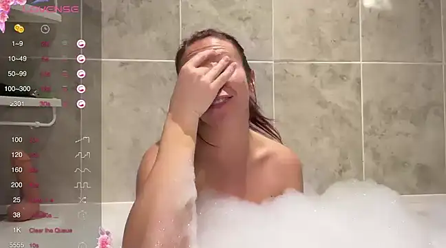 MelodyRoseUk online show from December 2024 09:06:02 PM