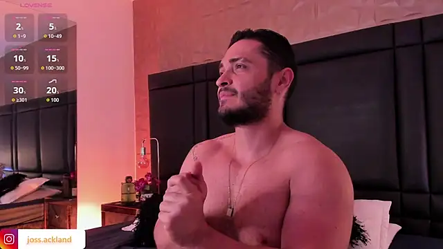 JossAckland online show from November 2025 08:16:01 PM