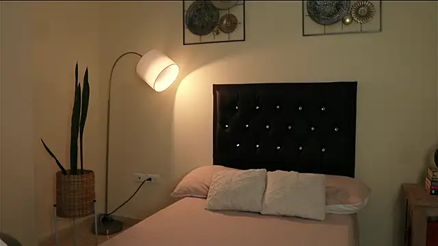 paauly online show from April 2026 10:39:01 AM