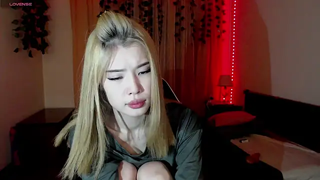 Velvetsky 1 online show from February 2025 05:24:02 PM