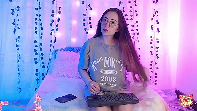 Snapshot of centaurigirl chatting on December 2024 10:03:02 PM centaurigirl online show from December 2024 10:03:02 PM