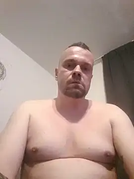 mikaaaaase online show from February 2026 12:33:02 AM