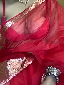 Snapshot of Doodhwaali chatting on February 2025 12:58:01 PM Doodhwaali online show from February 2025 12:58:01 PM