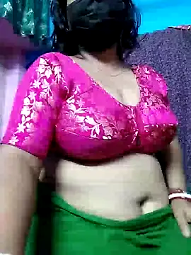 BERRY 00 online show from February 2025 06:04:01 PM