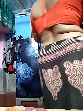 BERRY 00 online show from December 2025 05:40:02 PM