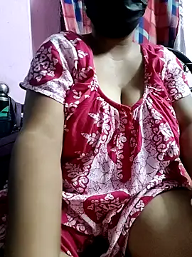 Snapshot of BERRY_00 chatting on May 2026 06:04:01 PM BERRY 00 online show from May 2026 06:04:01 PM