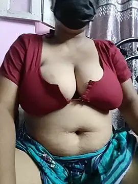 Snapshot of BERRY_00 chatting on June 2026 09:56:02 AM BERRY 00 online show from June 2026 09:56:02 AM
