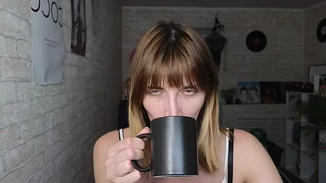 Snapshot of Nika_Kitten chatting on May 2026 11:04:02 AM Nika Kitten online show from May 2026 11:04:02 AM